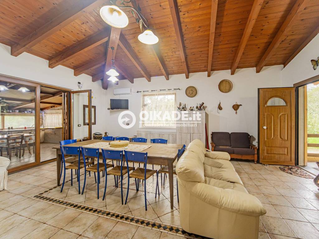 Villa a Assemini in Via Olimpia - Foto 2