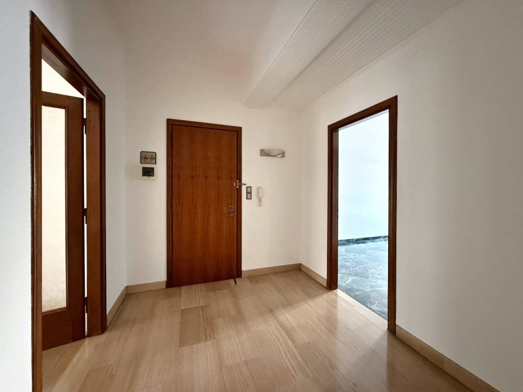 Appartamento a Verona in Via Gino Trainotti 2 - Foto 3
