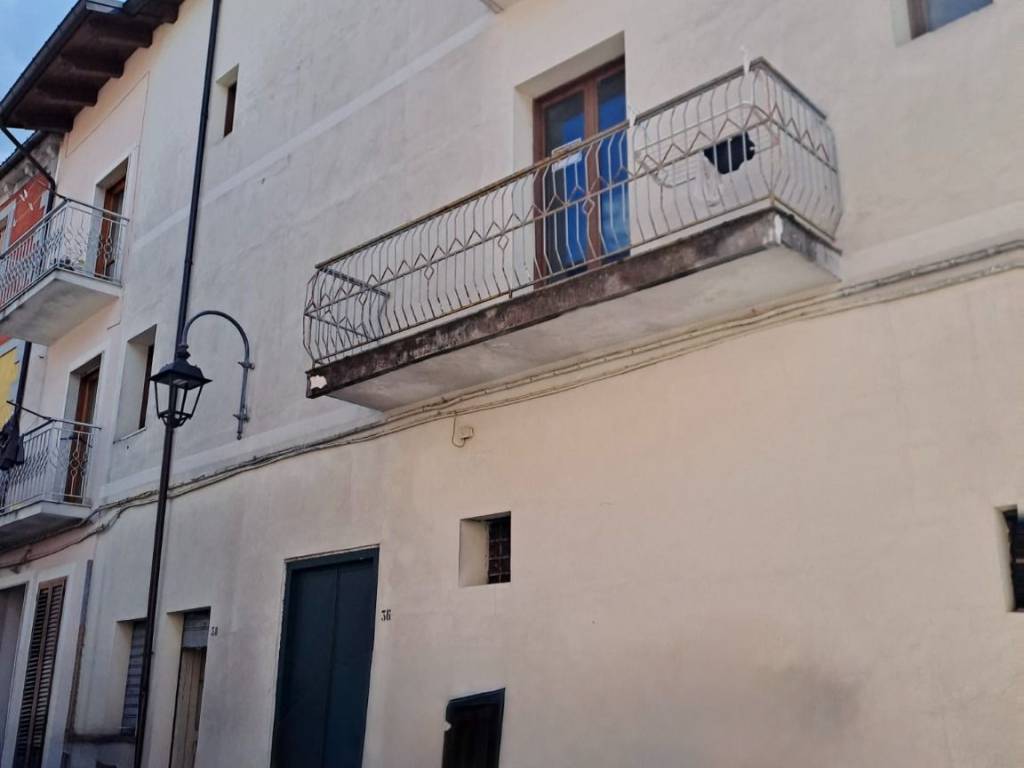 Casa indipendente a Casalbuono in Via Castello, 30 - Foto 2