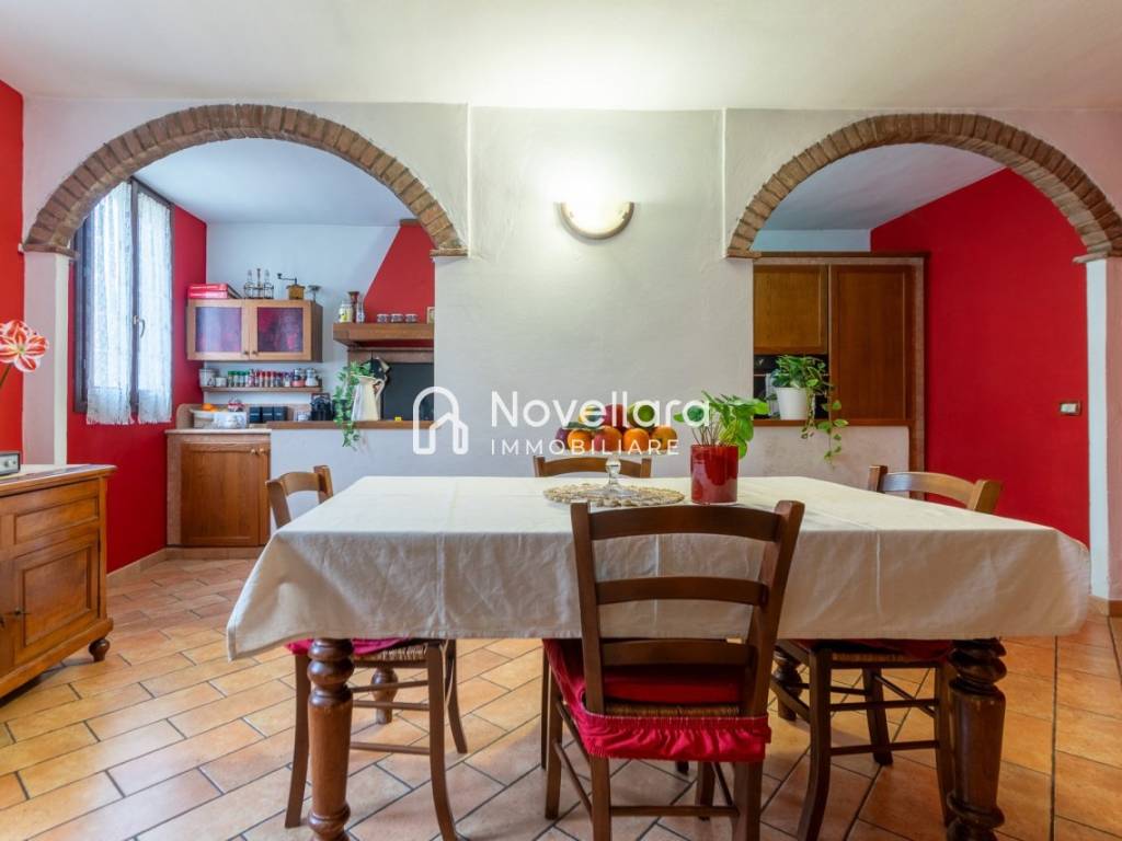 Villa a Campagnola emilia in Via Garfagnana, 16 - Foto 4
