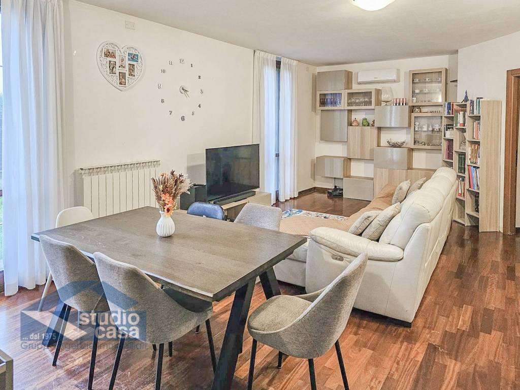 Appartamento a Lodi in Via 2 Giugno, 1 - Foto 2