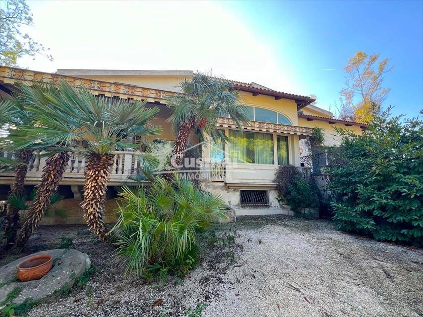 Villa a Andria in Via Benedetto Croce - Foto 4