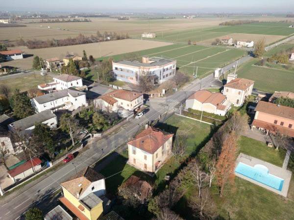 Villa a San felice sul panaro in Via Grande - Foto 3