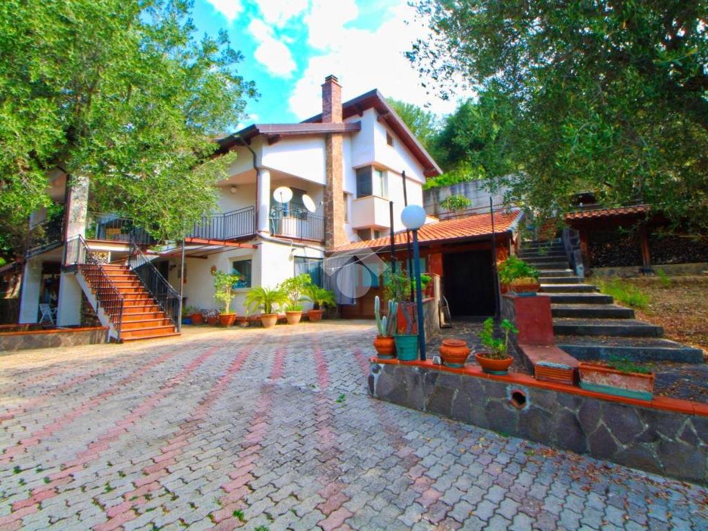Villa a Pisciotta in Via degli Ulivi, 34 - Foto 2