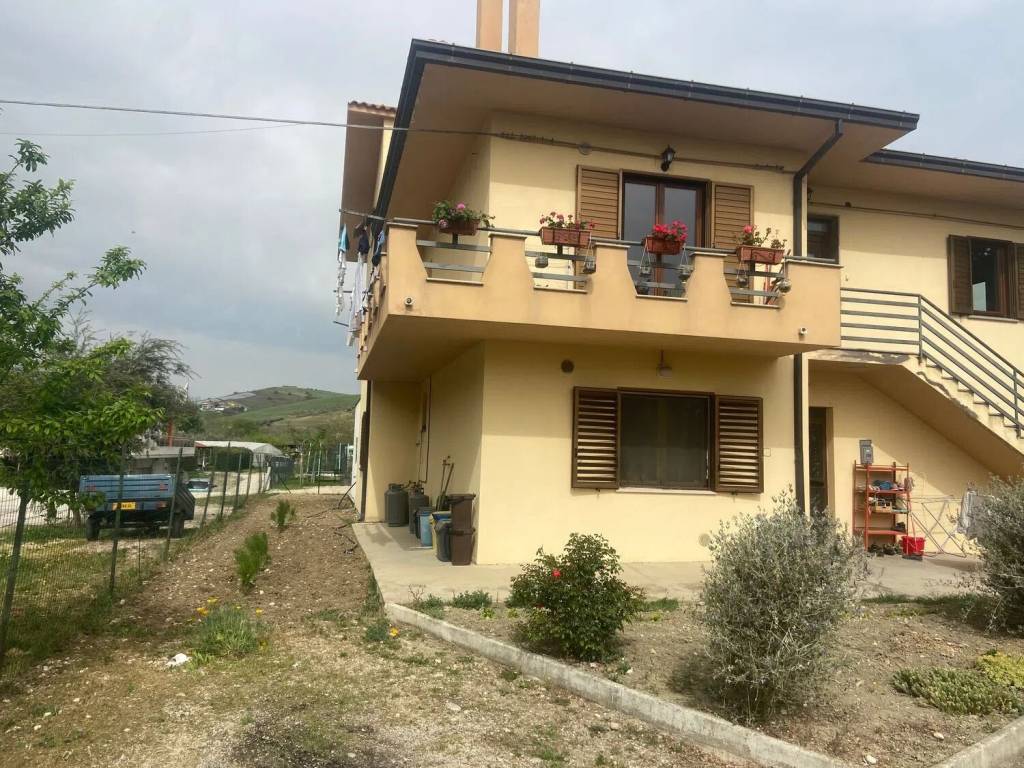 Villa a Sant'eusanio del sangro in Frazione Castellata, 288 - Foto 2