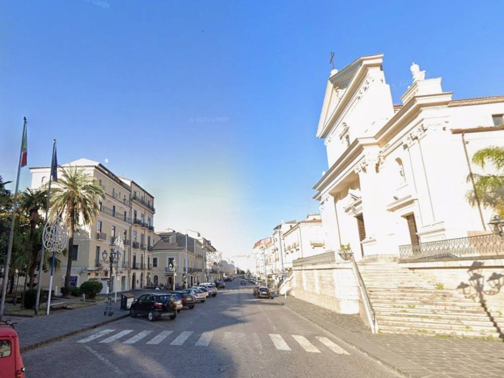 Palazzo / stabile a Lamezia terme in Corso Numistrano - Foto 2