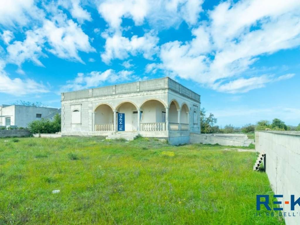 Villa a Carpignano salentino in Via San Pasquale snc - Foto 2