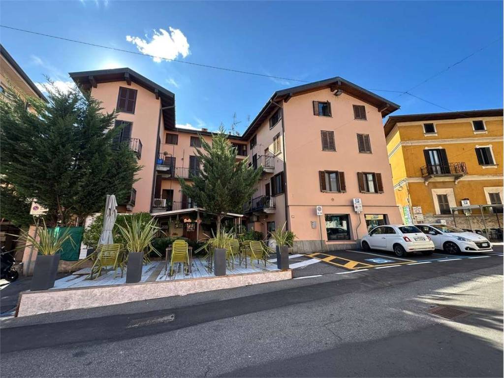 Appartamento a Sesto calende in Piazza Berera - Foto 2