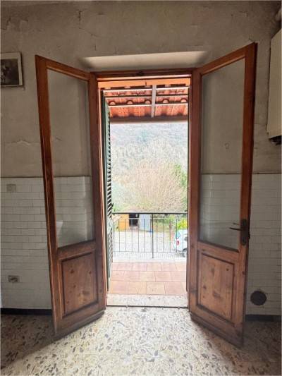 Villa a Cantagallo in Via di Val di Setta e Val di Bisenzio, 7 - Foto 5