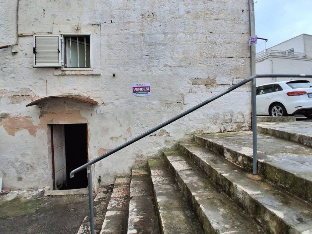 Immobile a Ceglie messapica in Piazza Umberto I, 67 - Foto 2