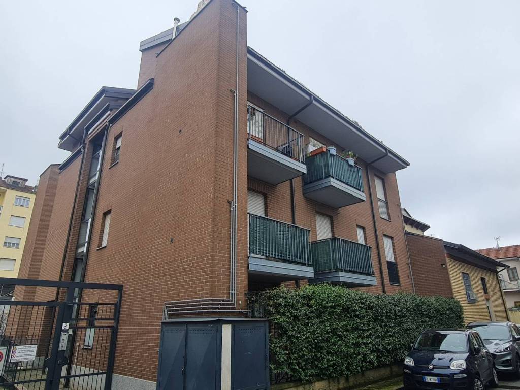 Appartamento a Moncalieri in Via Tamagnone, 2 - Foto 2