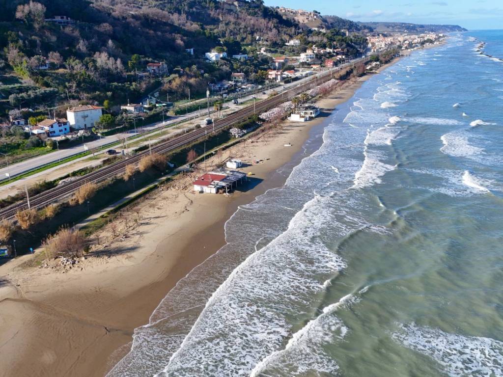 Terreno a Cupra marittima in Spiaggia - Foto 3