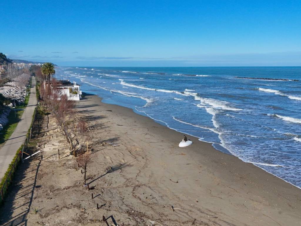 Terreno a Cupra marittima in Spiaggia - Foto 3
