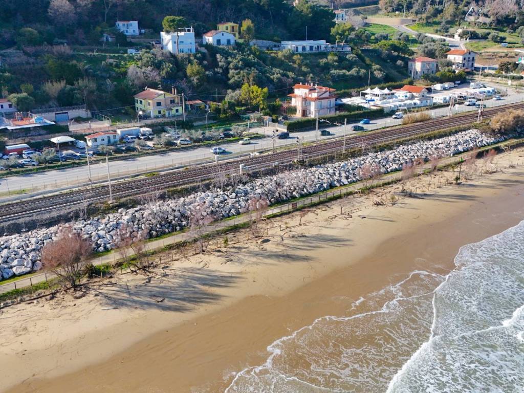 Terreno a Cupra marittima in Spiaggia - Foto 4
