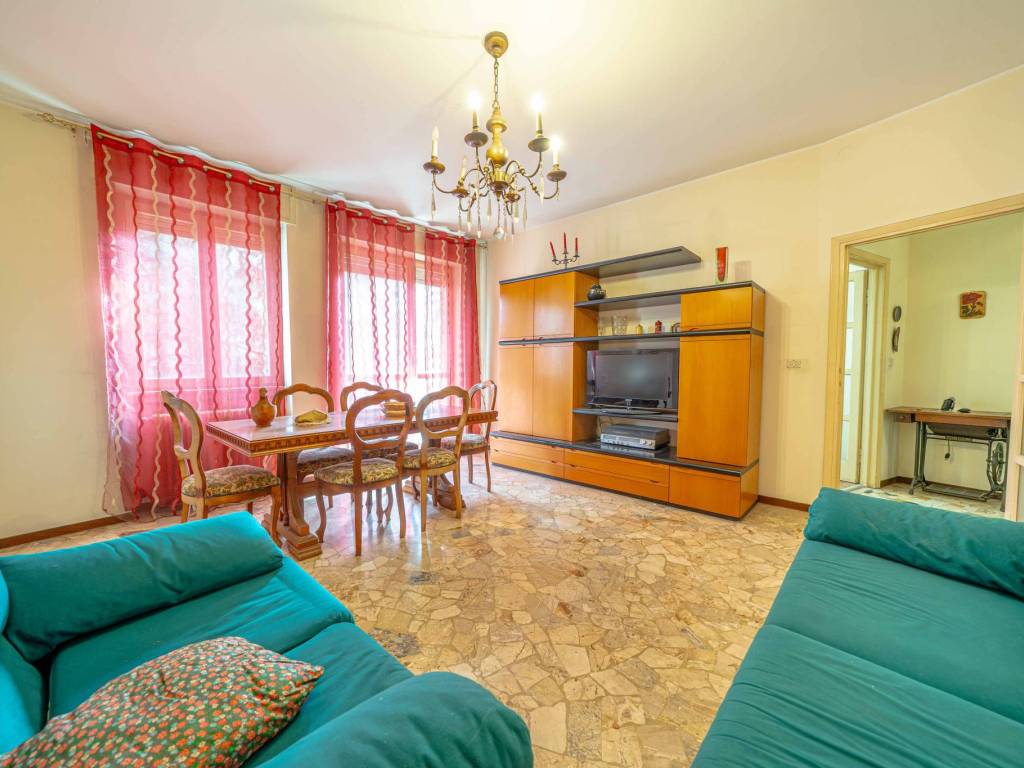 Appartamento a Sondrio in Via Trieste, 57 - Foto 5