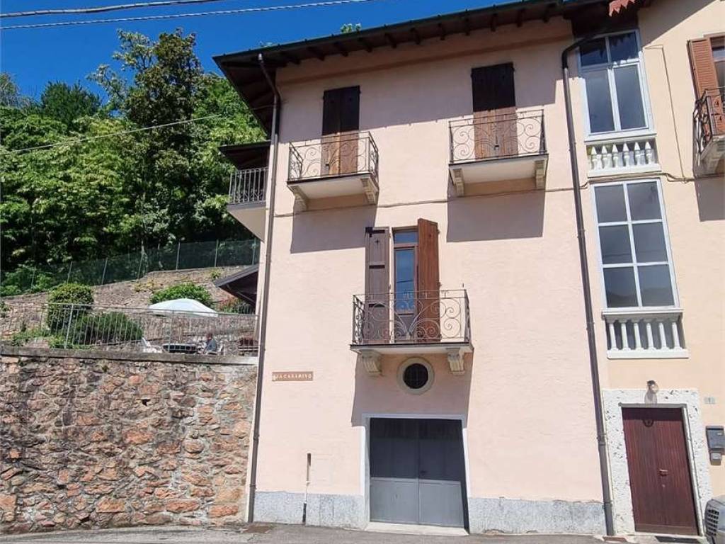 Casa indipendente a Valganna in VIA O GARIBOLDI, 3 - Foto 3