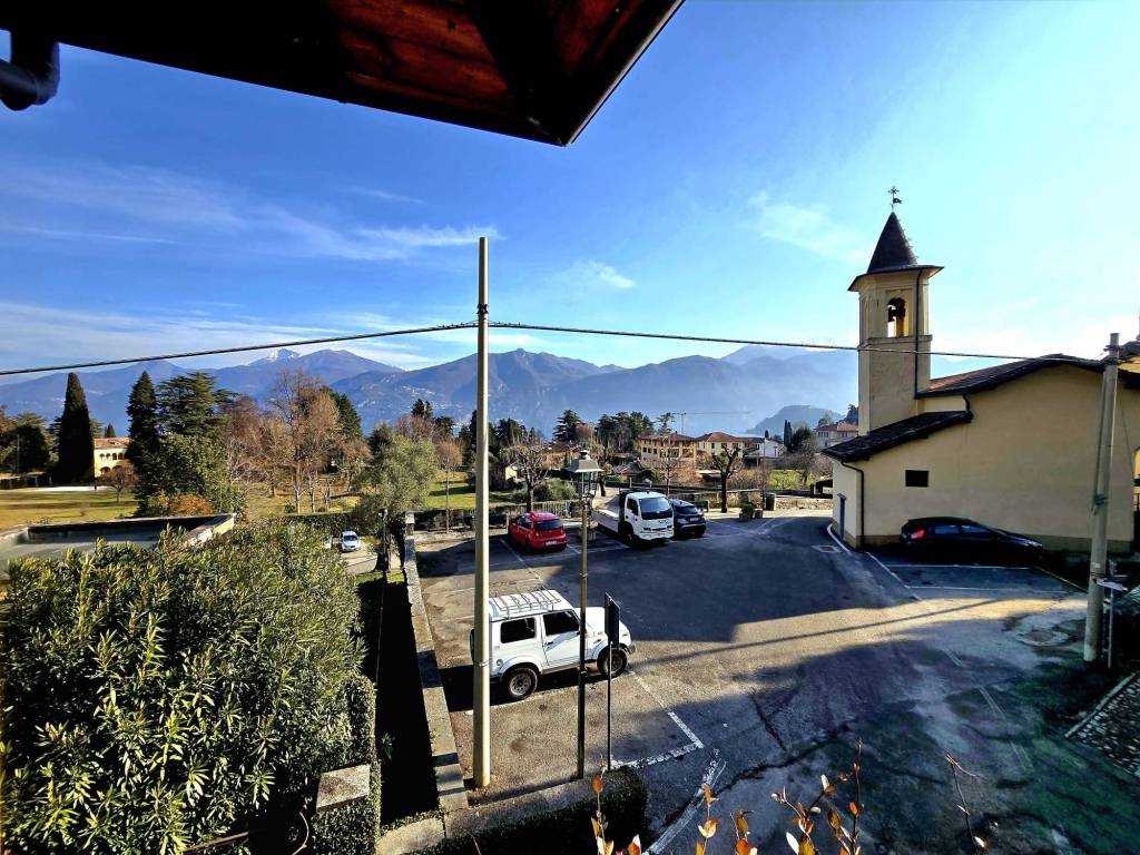 Villa a Griante in Via Armando Diaz - Foto 2