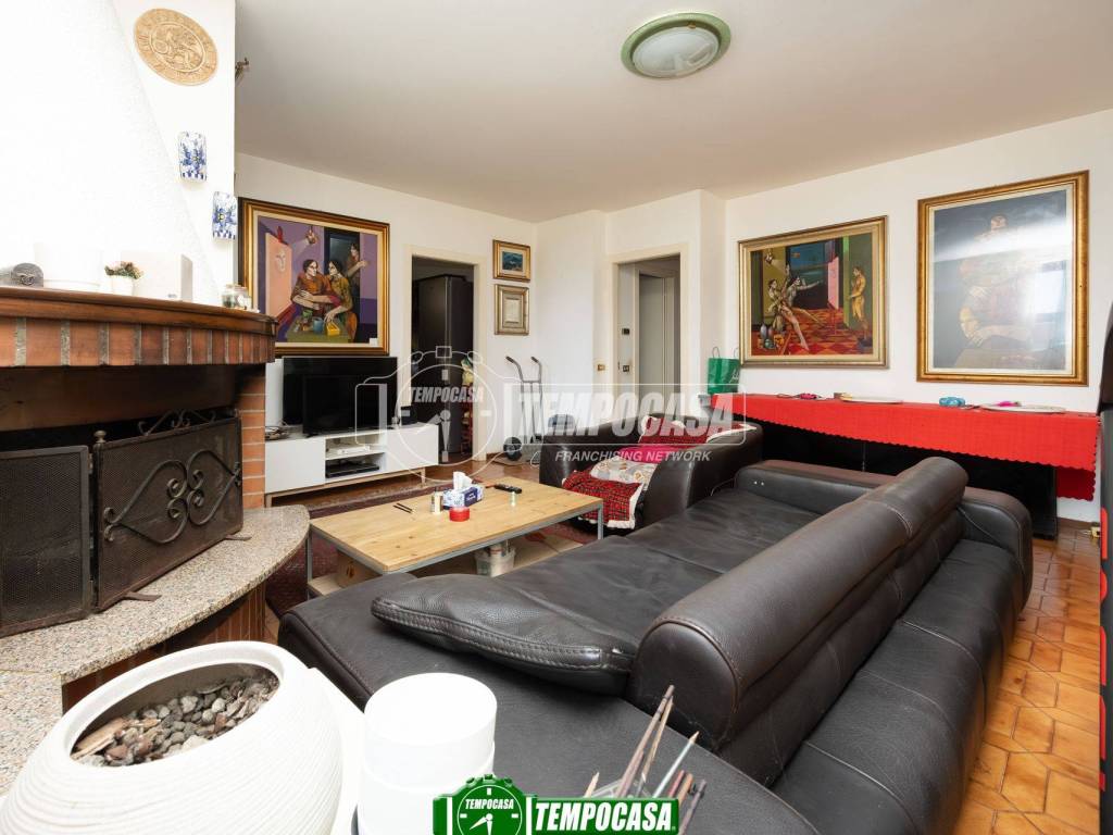 Appartamento a Brembate in Via G.B Botticchio 74 - Foto 3