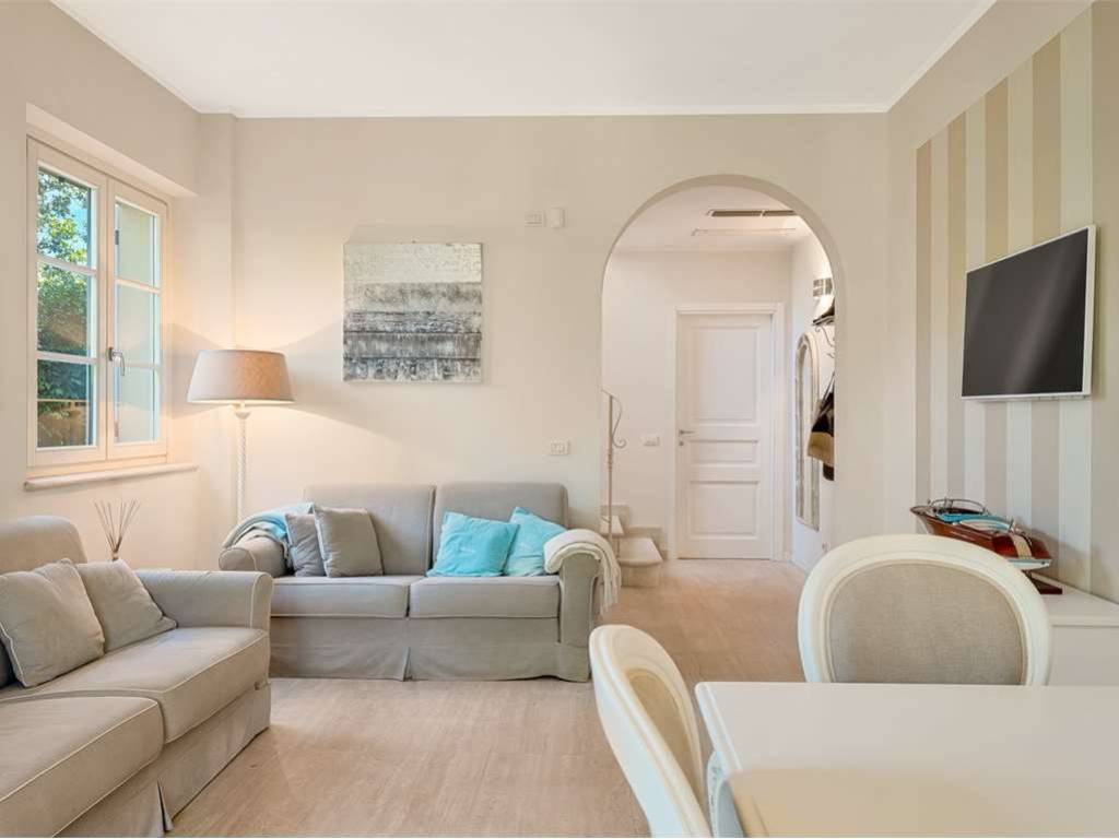 Villa a Forte dei marmi in Via Catalani , 28 - Foto 5