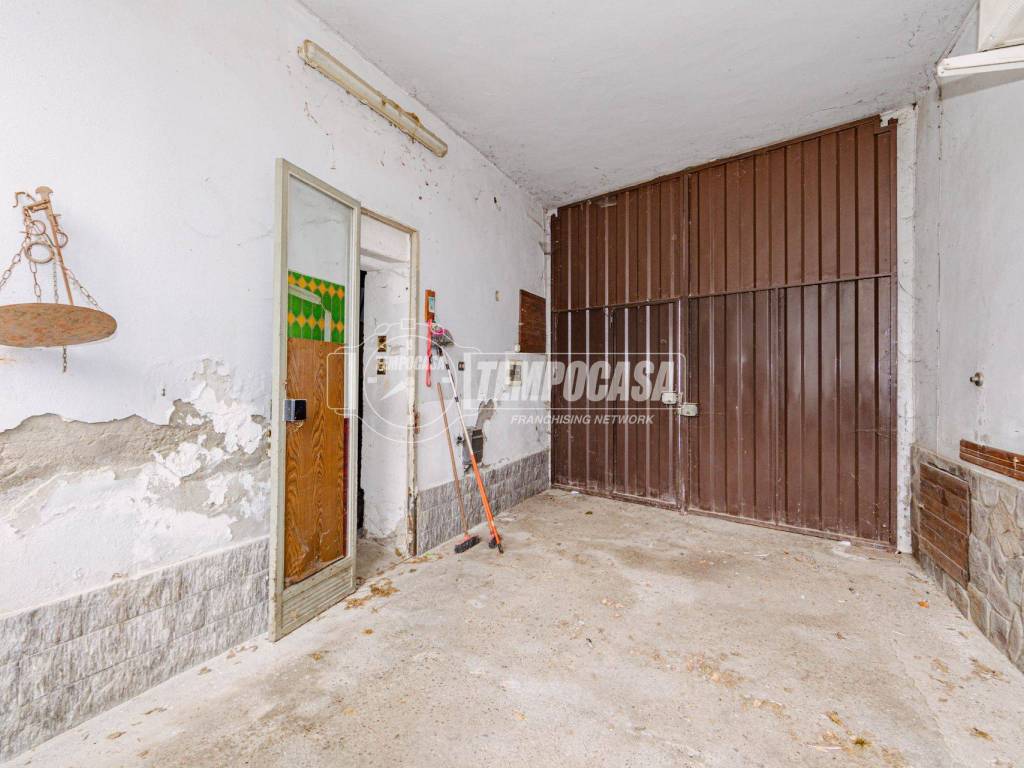 Casa indipendente a Dorno in Via Monsignor Passerini 113 - Foto 2
