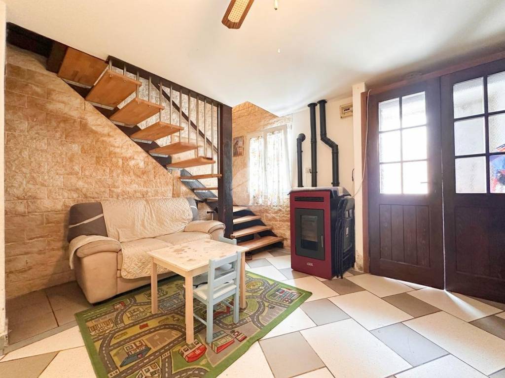 Casa indipendente a Verona in Via Vincenzo Monti, 48 - Foto 5