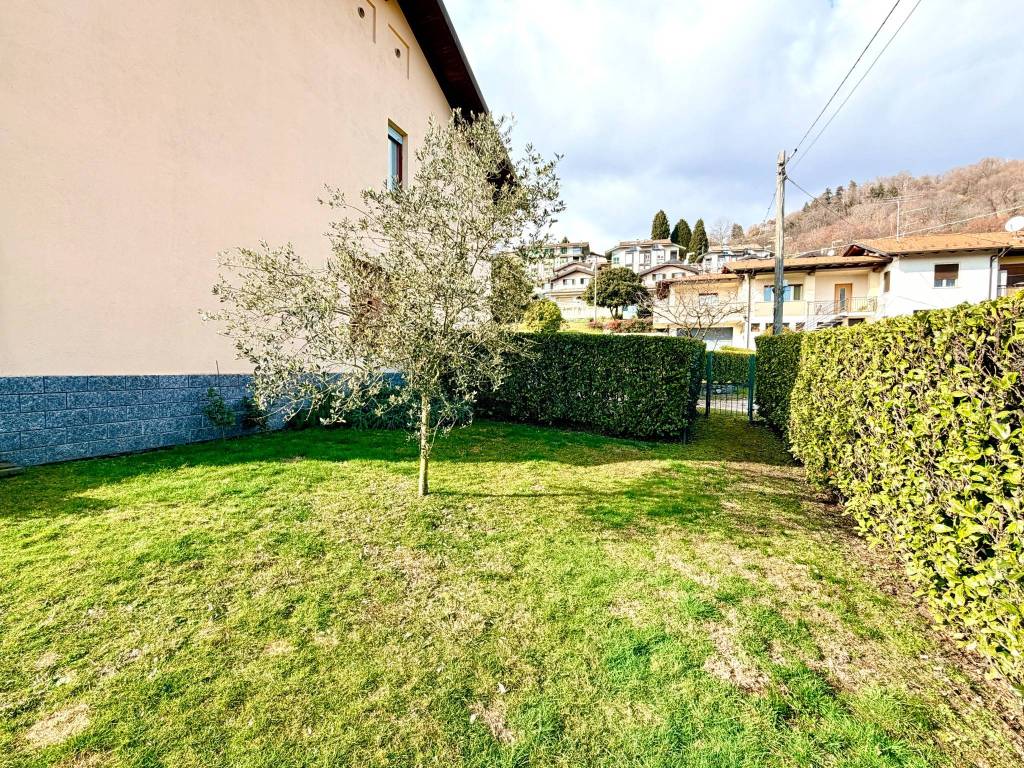 Villetta a schiera a Pisano in Via per Colazza - Foto 3
