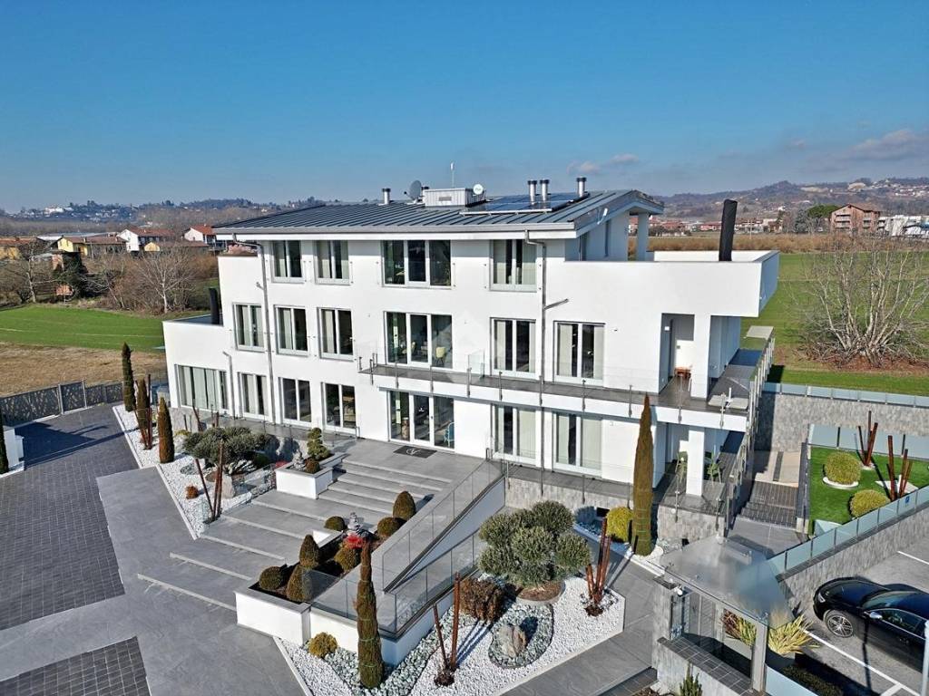 Villa a Bra in Str. Borgo S. Martino, 6 - Foto 5