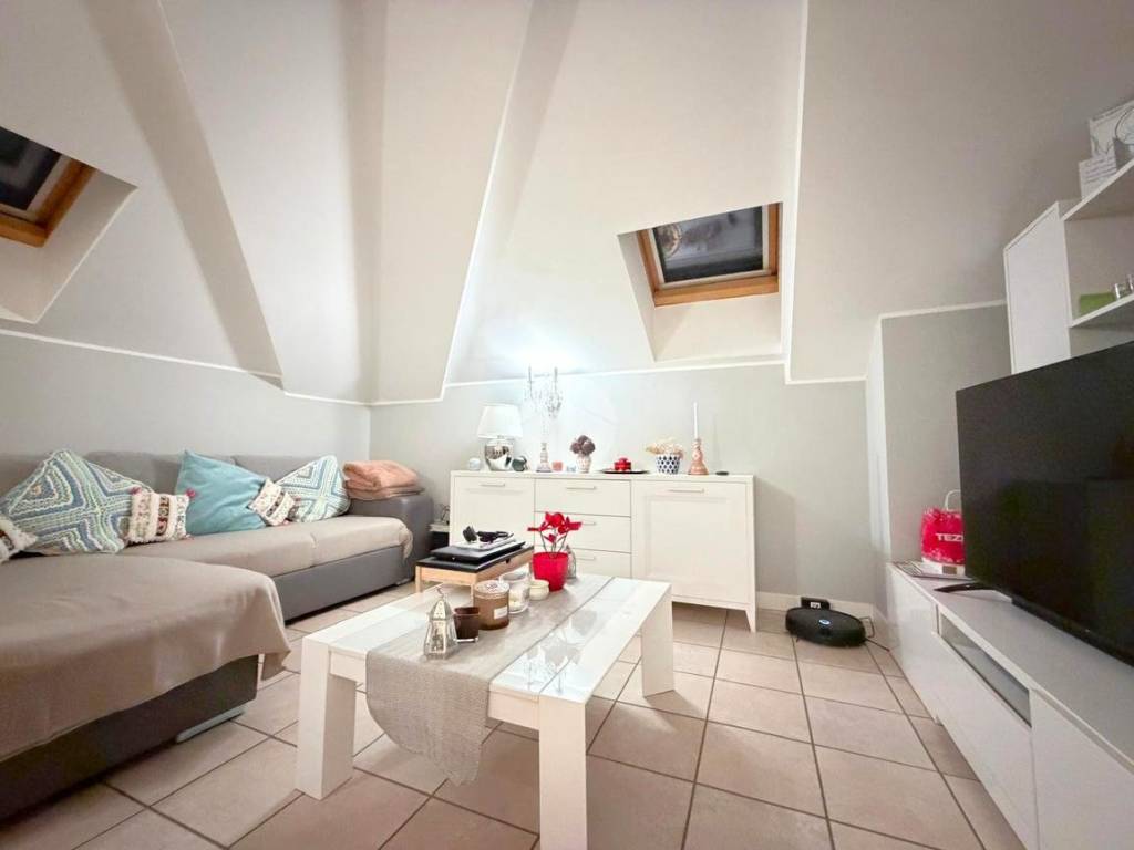 Appartamento a Santo stefano ticino in Via Ticino, 9 - Foto 2