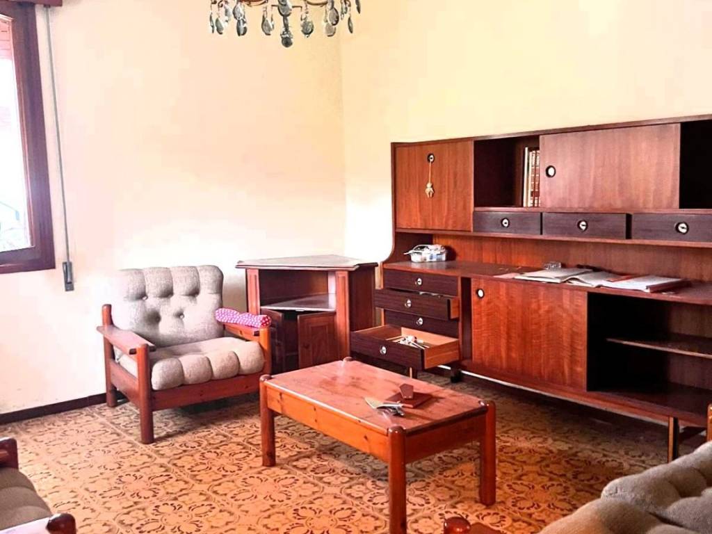 Villa a Nervesa della battaglia in Piazza San Niccolò - Foto 2