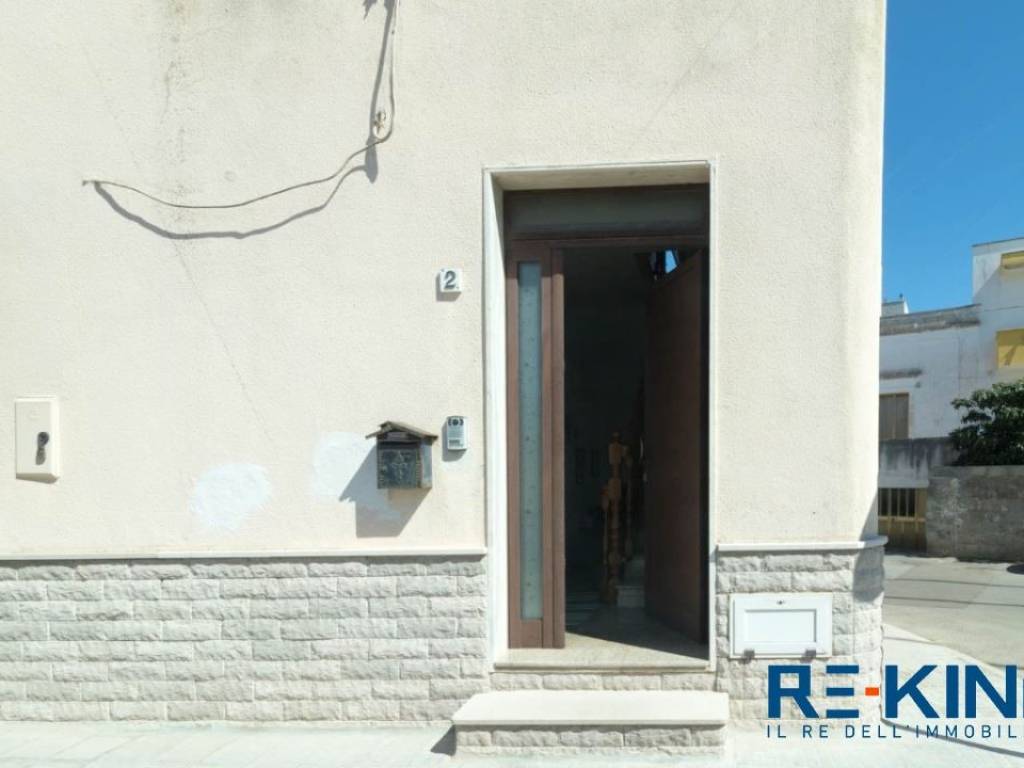 Casa indipendente a Castro in Via Fratelli Bandiera sns - Foto 3