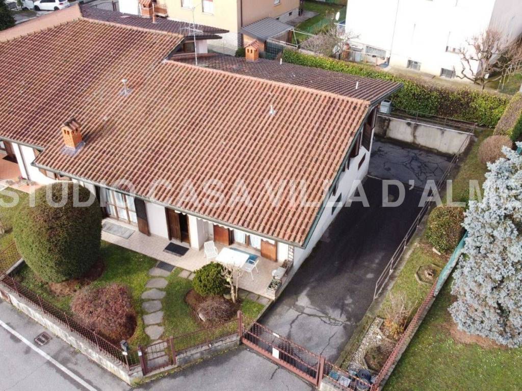 Villa a Ponteranica in Via Monviso - Foto 2