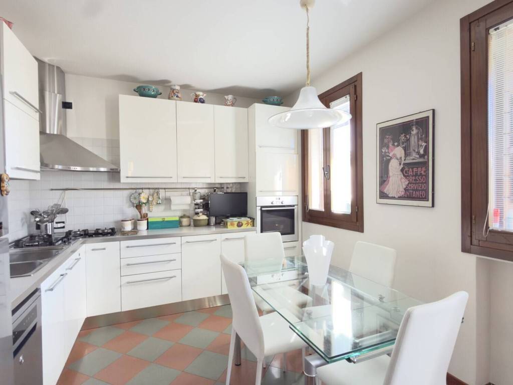 Villa a Noale in VIA VECELLIO, 6 - Foto 5