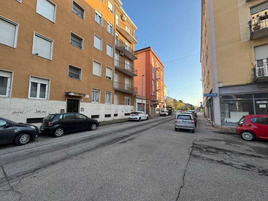 Appartamento a Vercelli in Via Guido Cavalcanti, 21 - Foto 2