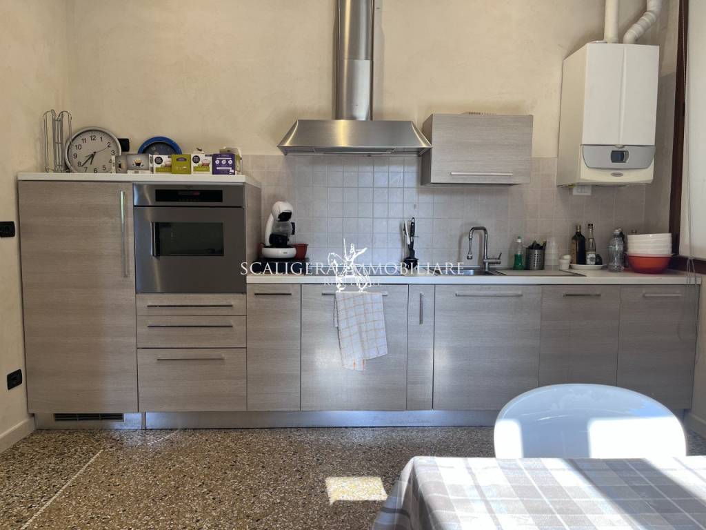 Appartamento a Verona in Via Quarto - Foto 3