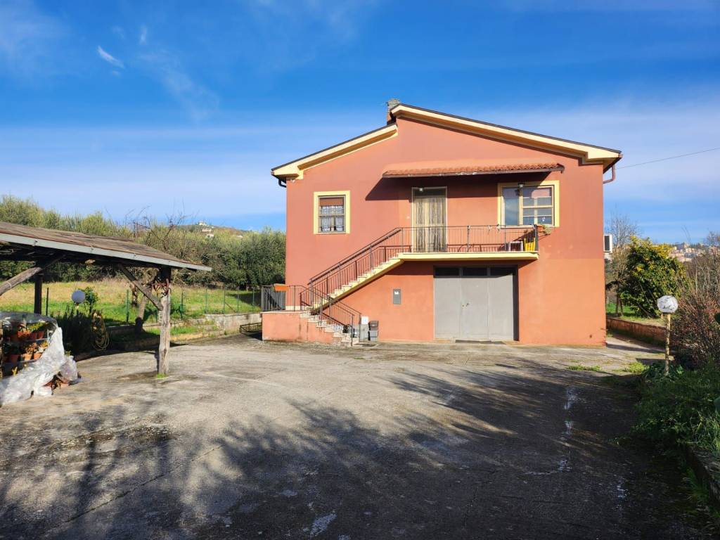 Villa a Anagni in Via Cerere Navicella - Foto 2