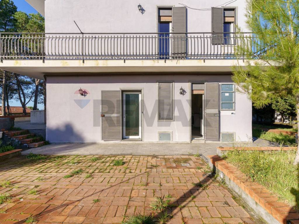 Villa a Nicolosi in Via Etnea, 172 - Foto 3