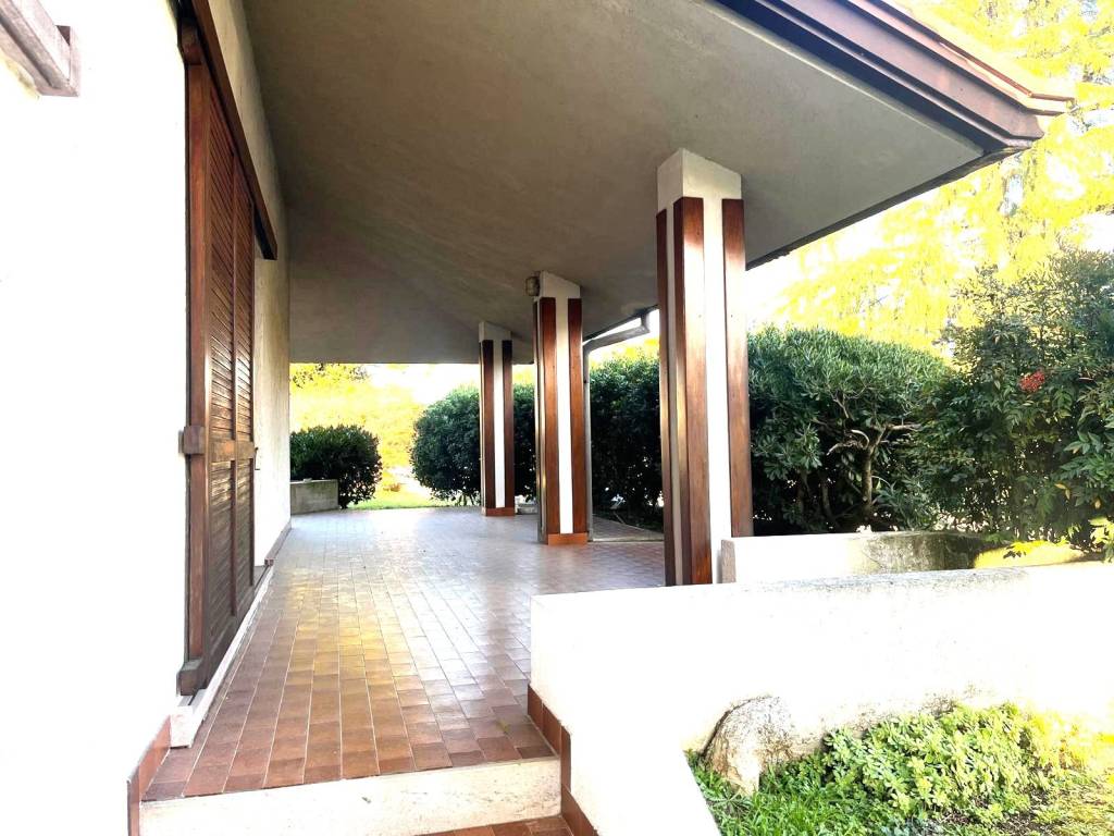 Villa a Torviscosa in Viale Guglielmo Marconi - Foto 4