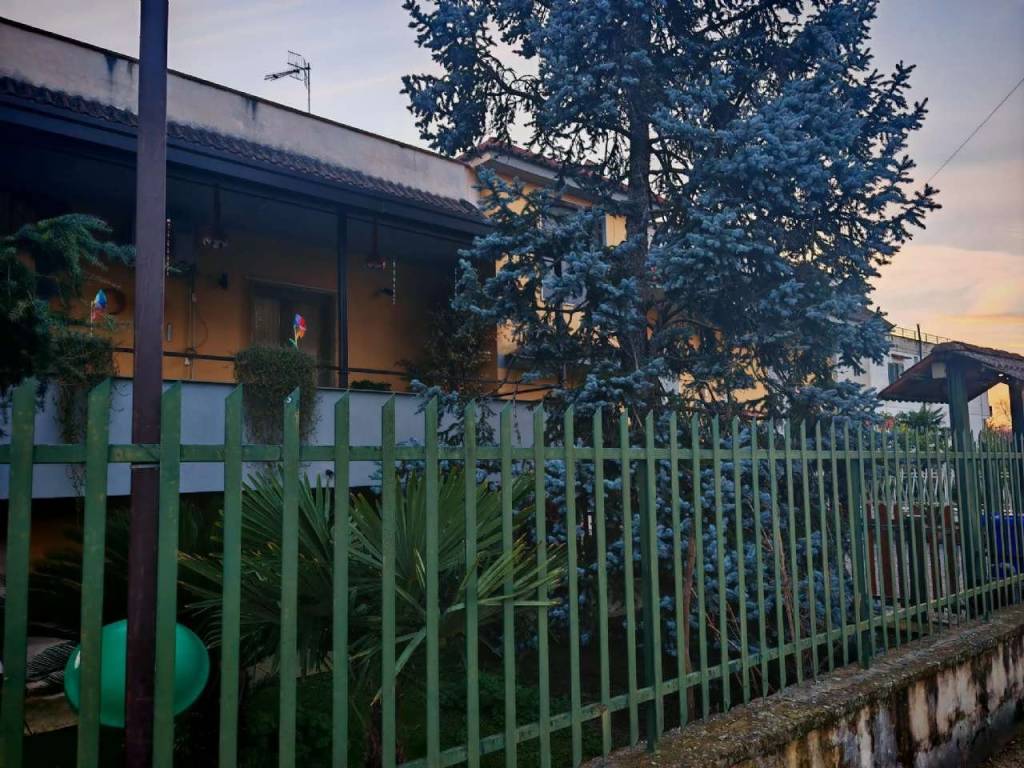 Villa a Marigliano in via masseria coca cola - Foto 4