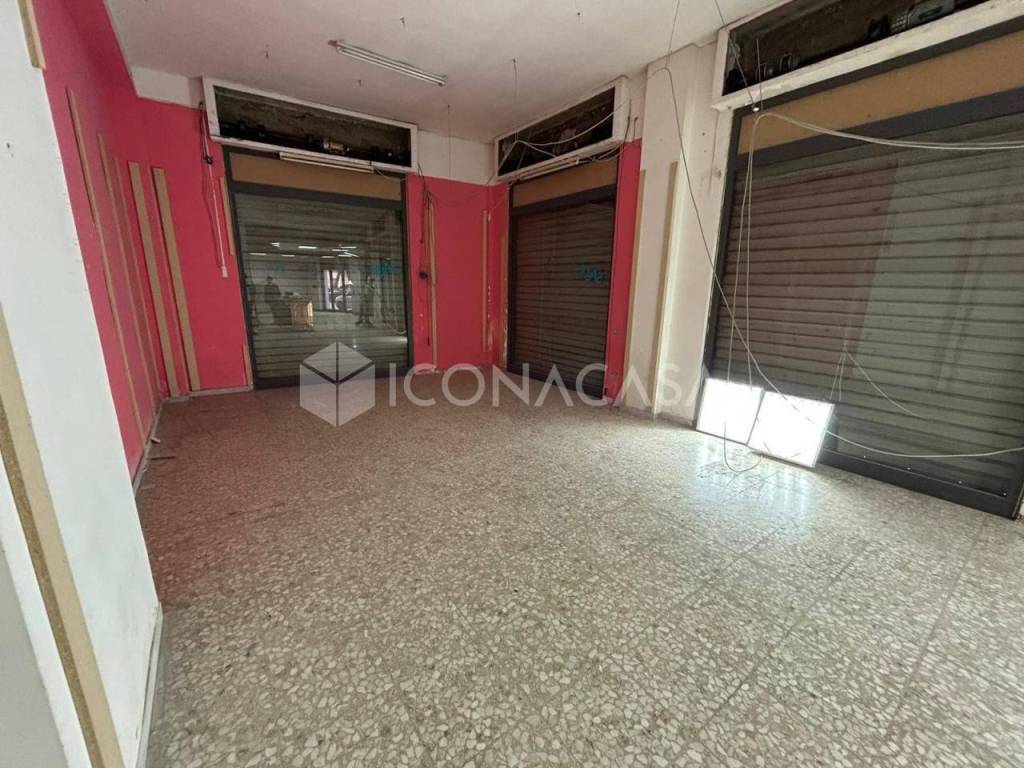 Box / garage a Foggia in Piazza Medaglie d'Oro - Foto 3