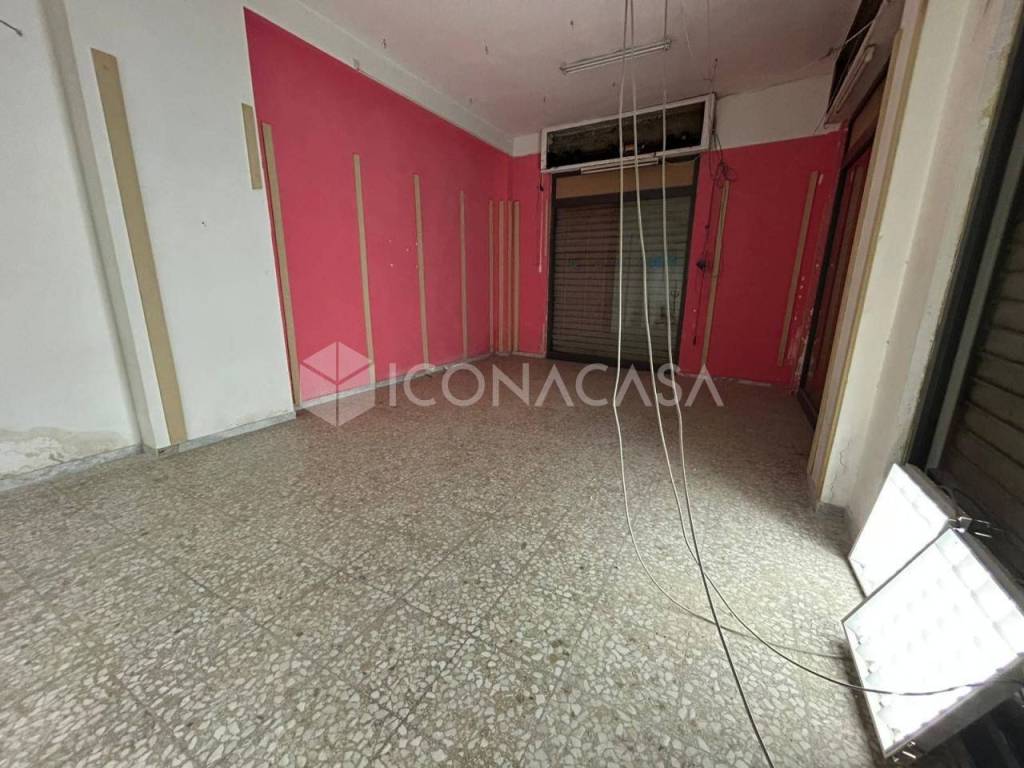 Box / garage a Foggia in Piazza Medaglie d'Oro - Foto 4