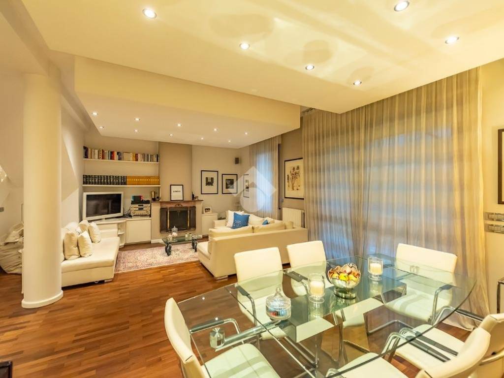 Villa a Arese in Via Monte Resegone, 30 - Foto 2