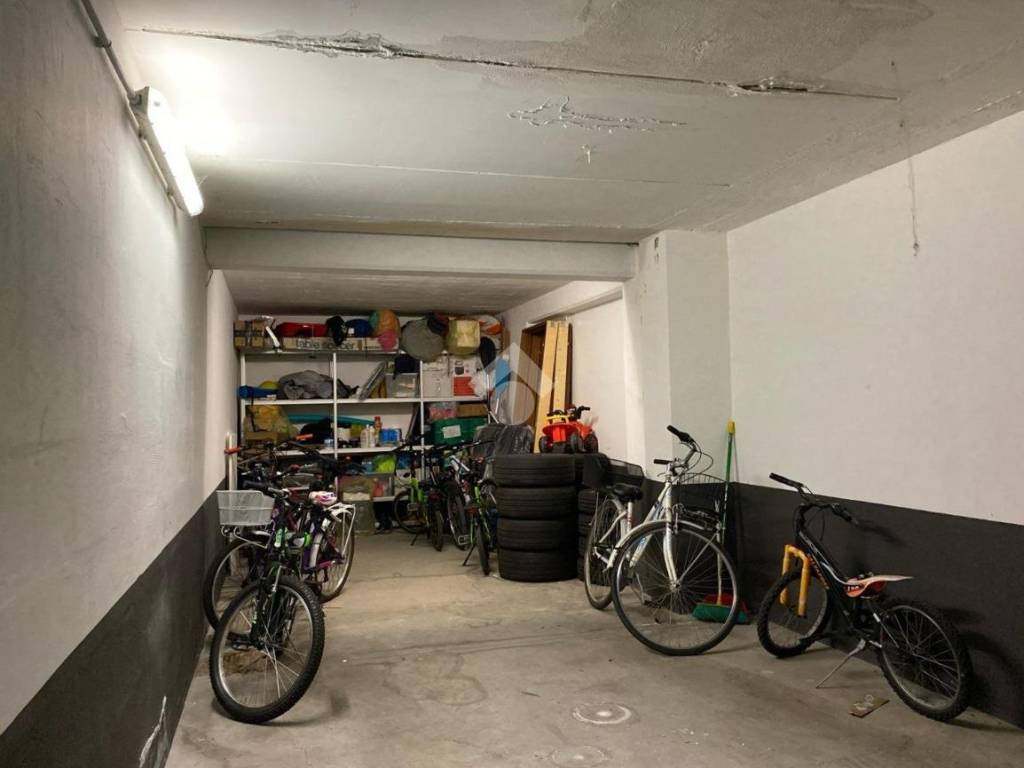 Box / garage a Arluno in Via Eugenio Montale, 75 - Foto 5