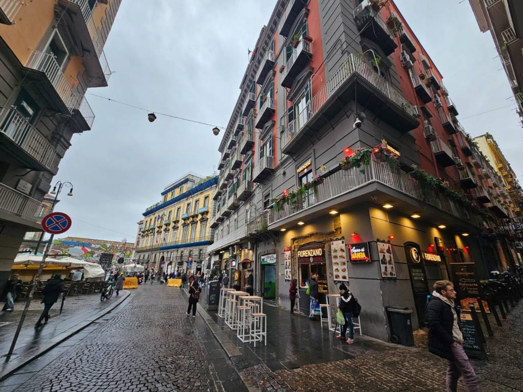 Appartamento a Napoli in Via Carlo De Cesare - Foto 5