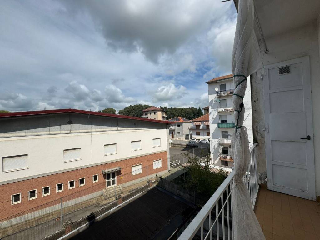 Appartamento a Vercelli in Via Fratelli Giolito, 90 - Foto 3