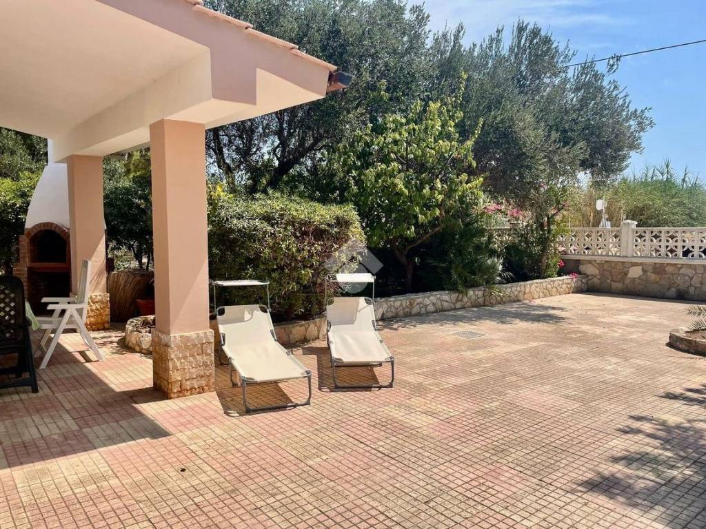 Villa a Monopoli in Contrada S. Stefano - Foto 2