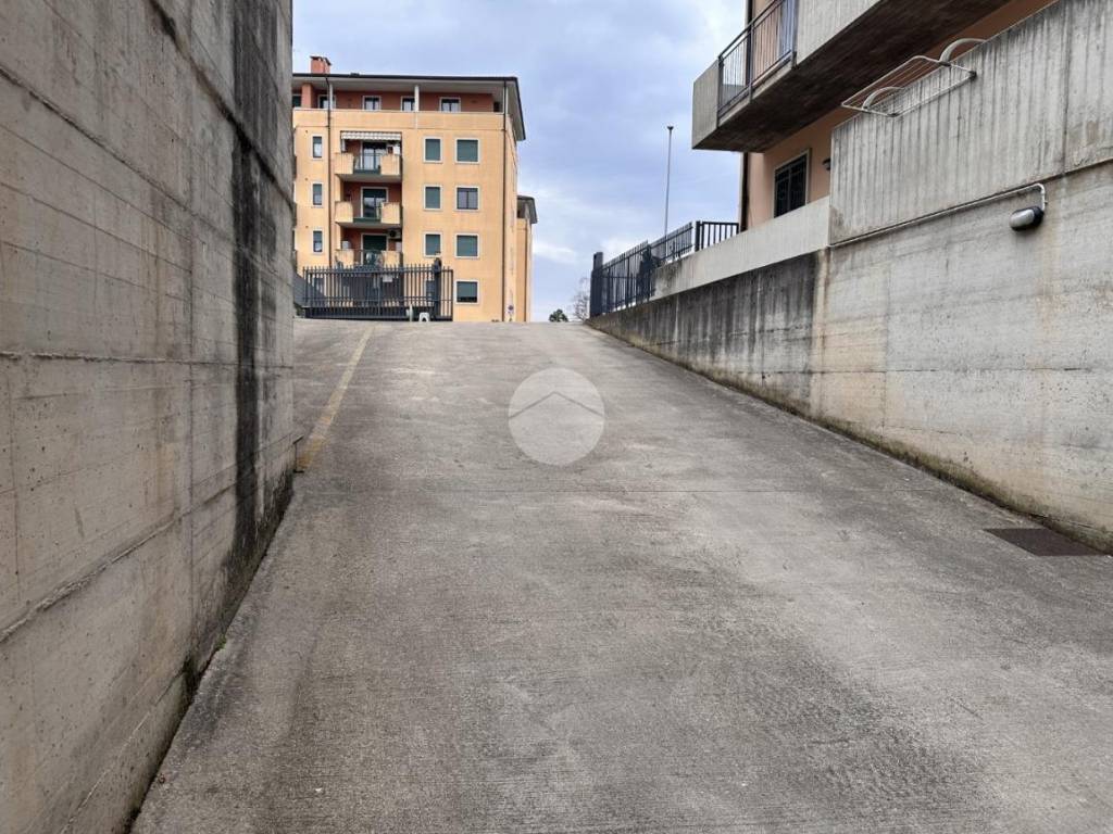 Box / garage a Verona in Viale Spolverini, 100 - Foto 4