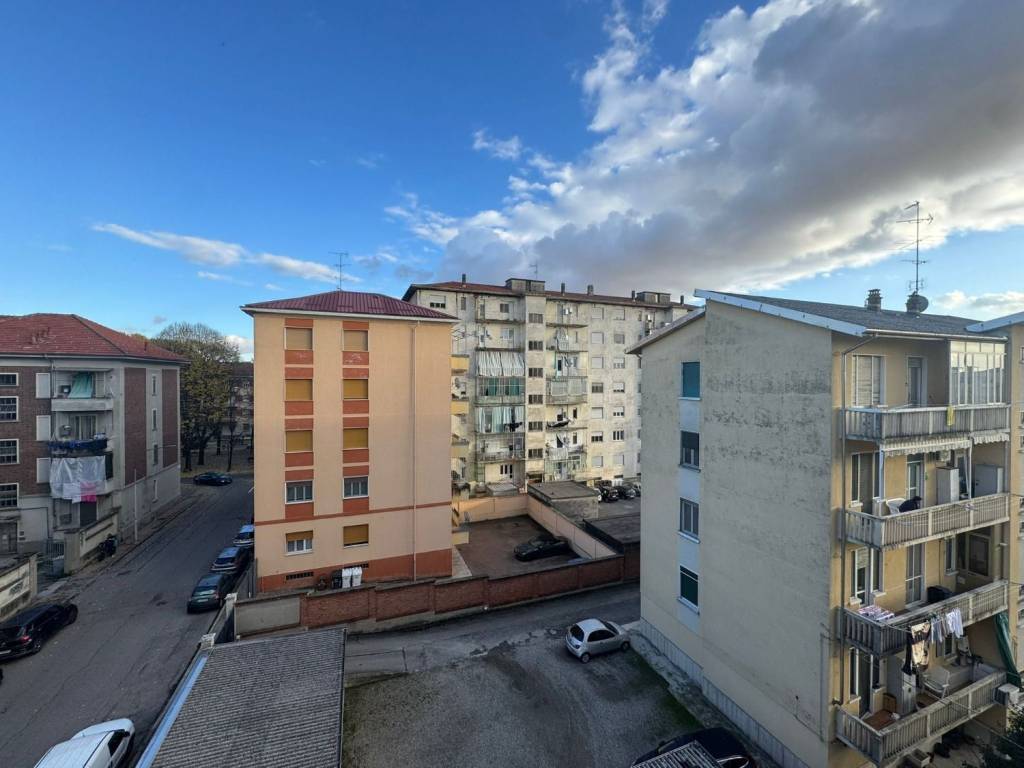 Appartamento a Vercelli in Via Benadir, 52 - Foto 3