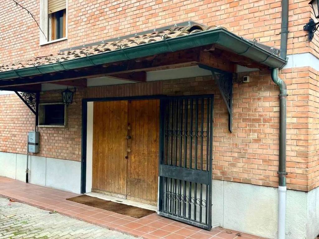 Villa a Reggio emilia in Via Gabriele D'Annunzio, 7 - Foto 2