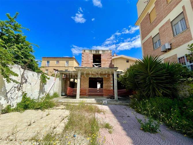 Casa indipendente a Ladispoli in Via Fiume - Foto 2