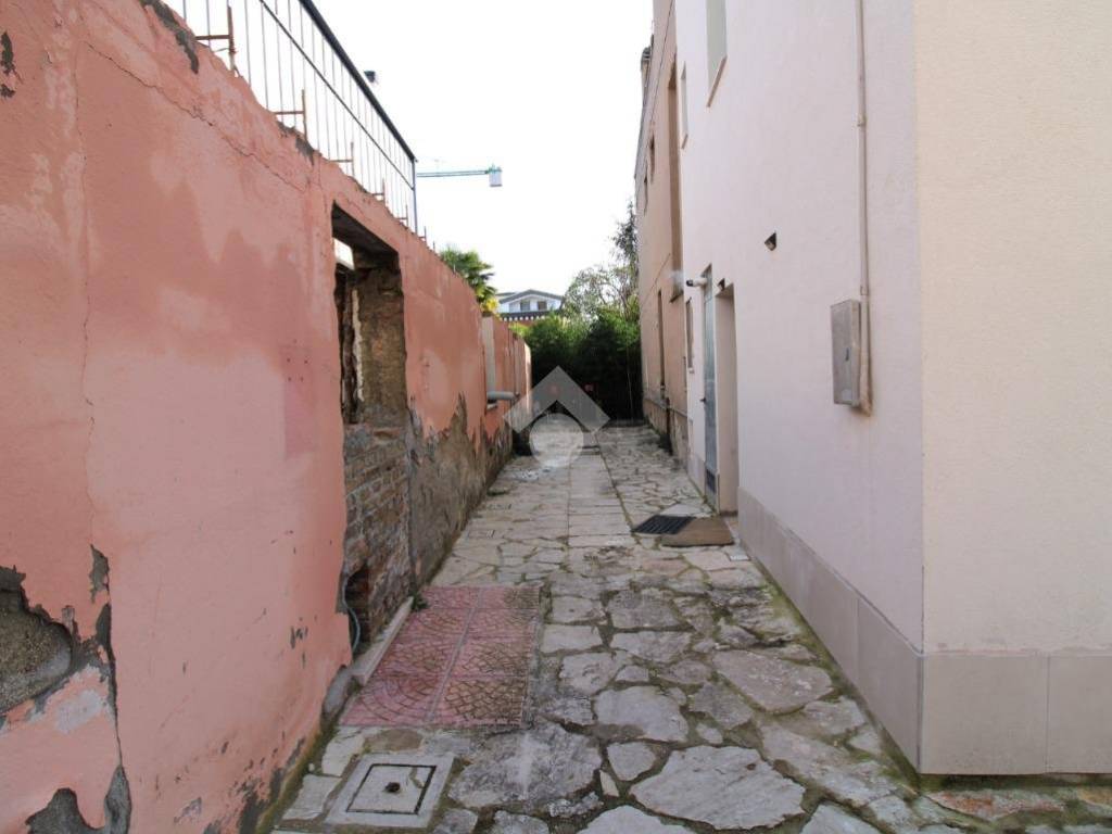 Appartamento a Campobasso in RIONE S.PIETRO, 40 - Foto 2